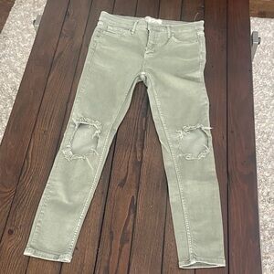 Free People Olive Skinny Distressed stretch skinnyJeans size-28